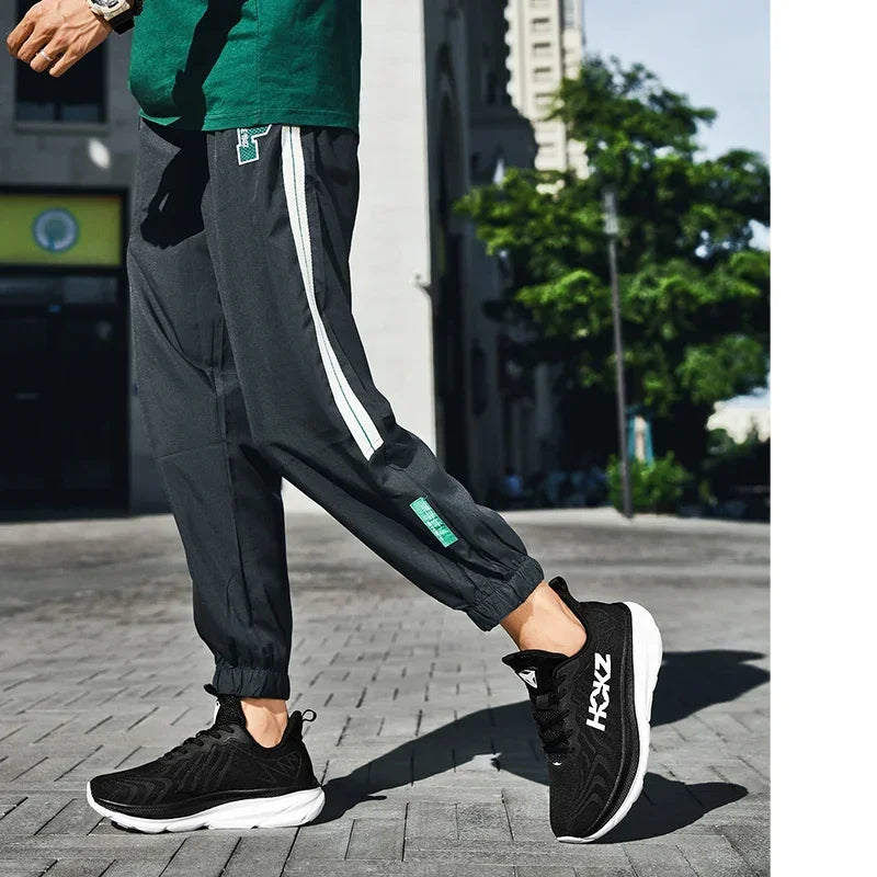 Ultralight Running Shoes Men Women Cushion Jogging Sports Shoes Leisure Sneakers Men Trendy Outdoor Walking Shoes Male Footwear